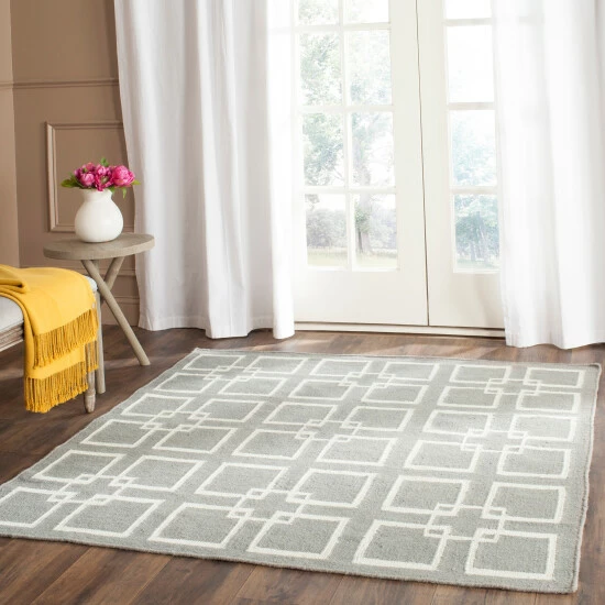 Coupon ⌛ Martha Stewart By SAFAVIEH Square Dance Wool/ Banana Silk Rug Cement Grey 🎉 7 Coupon ⌛ Martha Stewart By SAFAVIEH Square Dance Wool/ Banana Silk Rug Cement Grey 🎉 - Image 7