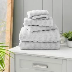 Flash Sale ⭐ Martha Stewart Textured Geometric Cotton 6 Piece Towel Set Navy 😉